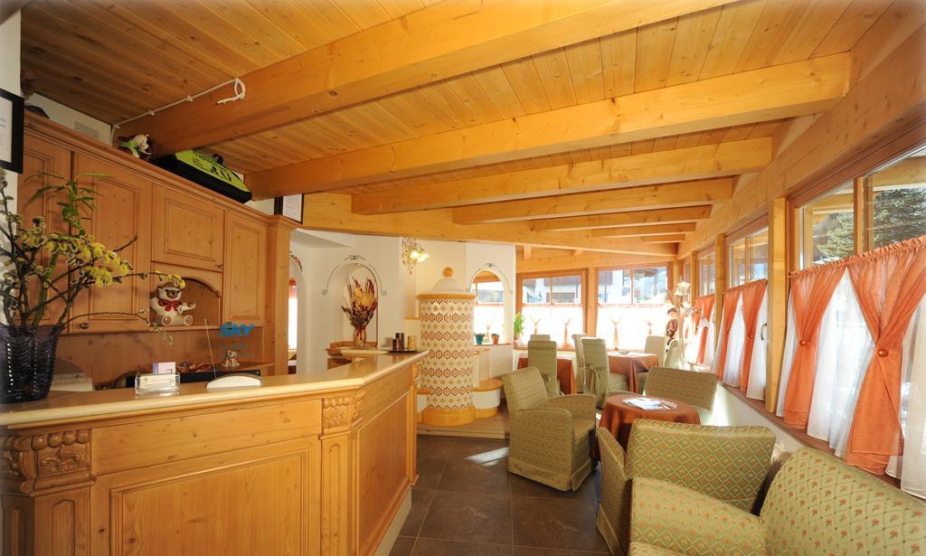 Residence Garni Il Giglio 코메차두라 외부 사진